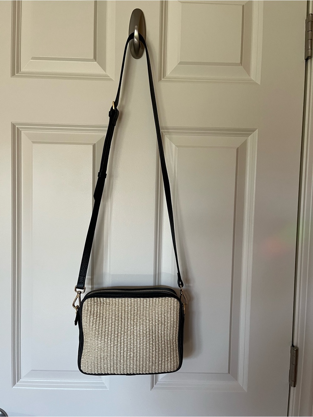 Quince Women's Black leather  and Cream wovenCrossbody Bag